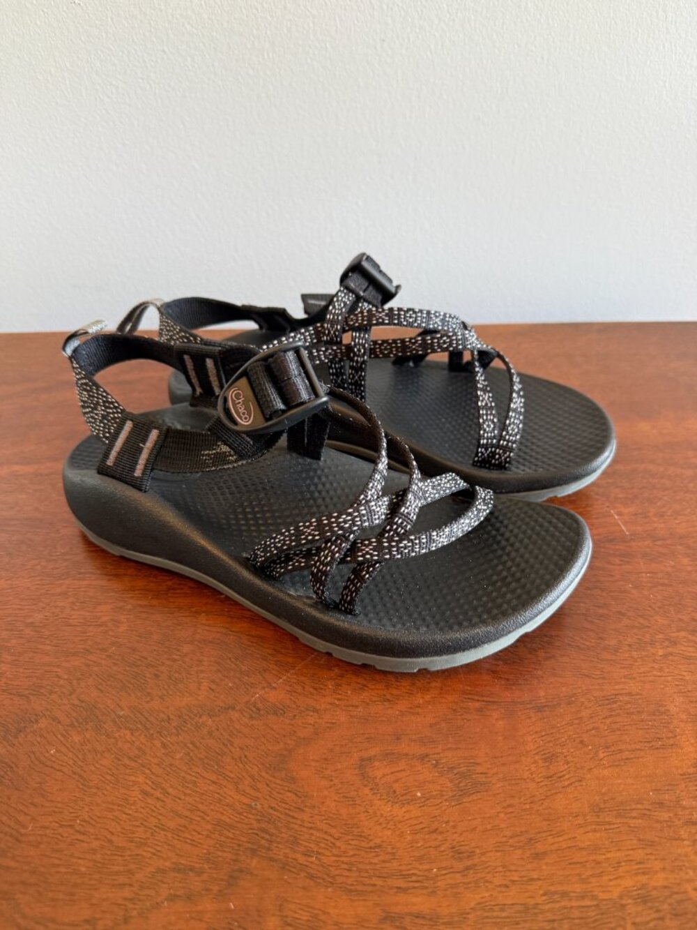 Chaco Black Double Strap Sandals Kids Size 4 Youth Outdoor Adventure Sandals